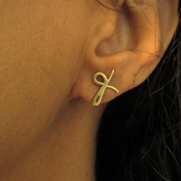 Gold earrings. 14k Yellow gold earrings for women